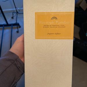Tommy Bahama Pineapple Paradise Fragrance Diffuser
